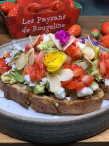 Avocado toast à la Gariguette